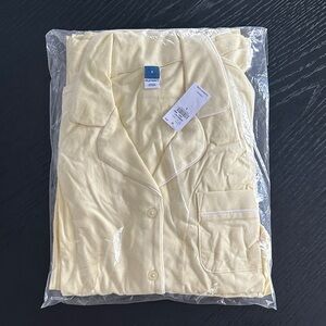 Old Navy Yellow Pajama Set